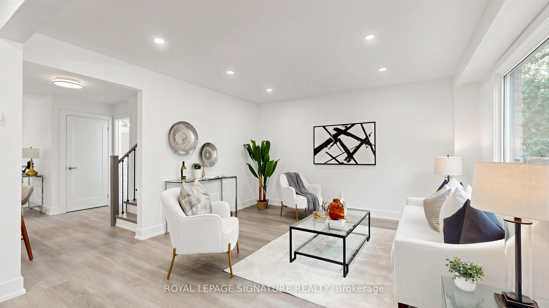 Photo 5 of 7334 Bendigo Circle, Mississauga, Meadowvale — HOMEH