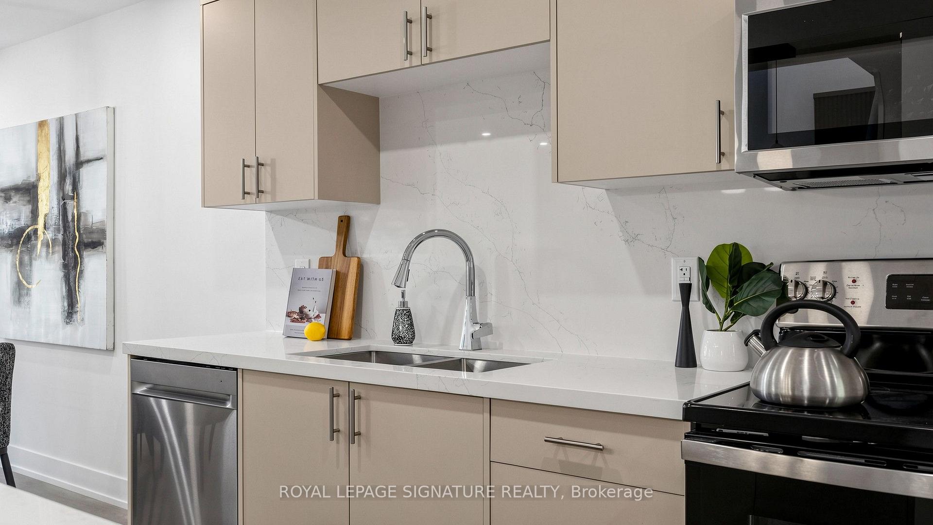 Photo 10 of 7334 Bendigo Circle, Mississauga, Meadowvale — HOMEH