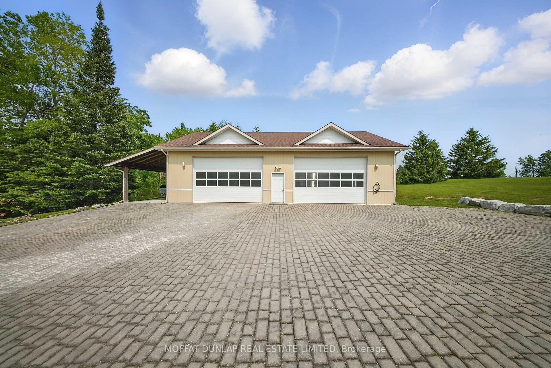 Photo 20 of 486098 30 Sideroad, Mono, Rural Mono — HOMEH