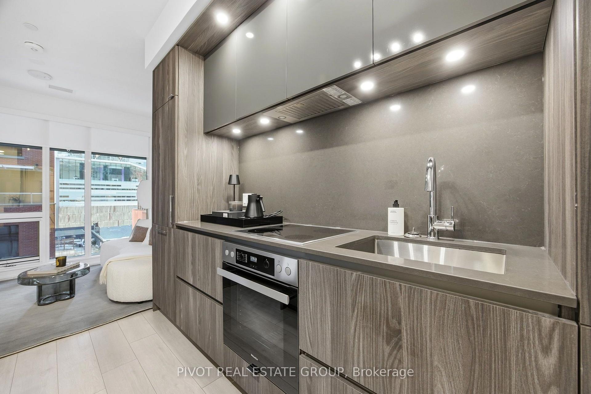 Photo 11 of Unit 518, 15 Mercer Street, Toronto, Waterfront Communities — HOMEH