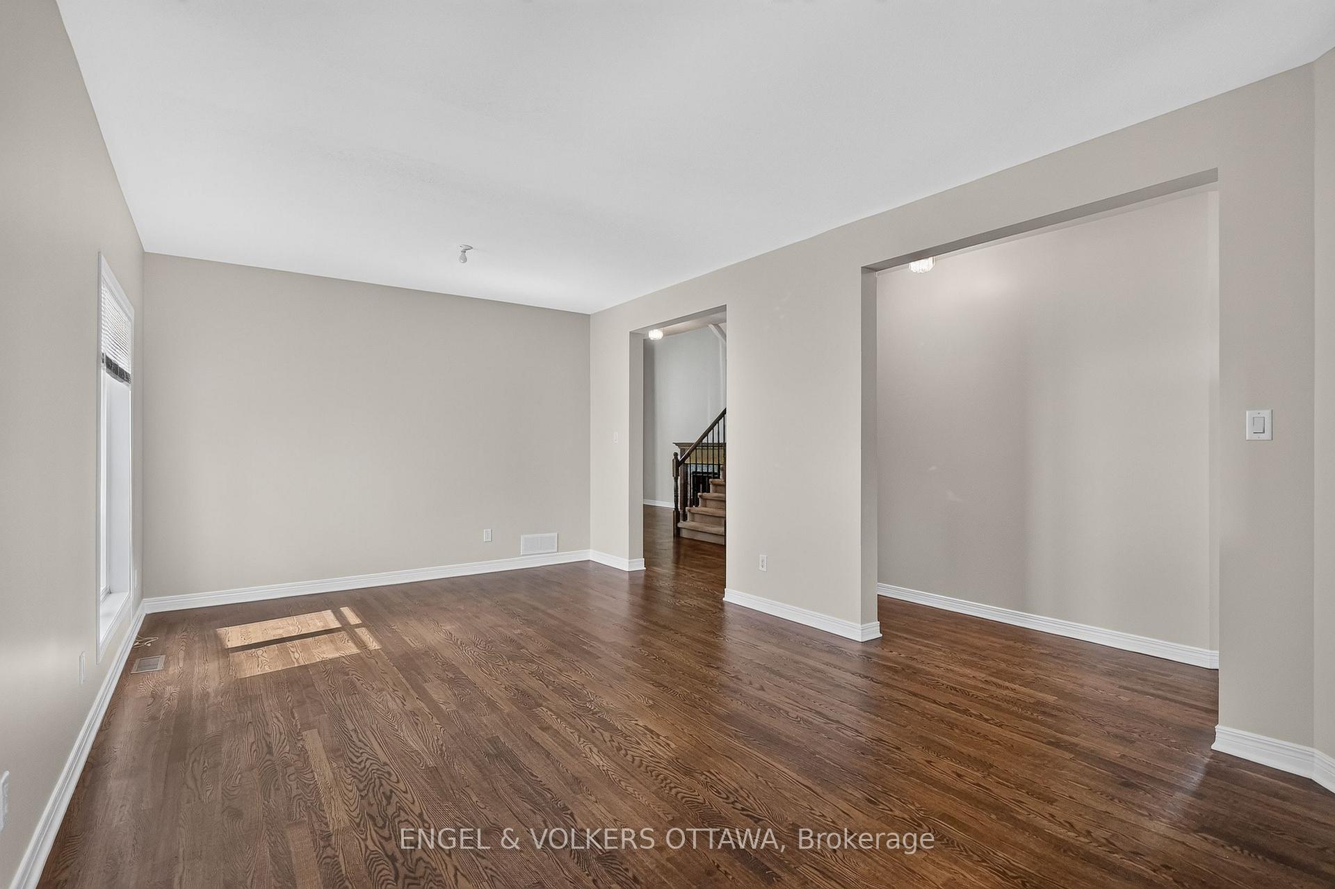 Photo 9 of 53 Borealis Crescent, Ottawa, Carson Meadows — HOMEH