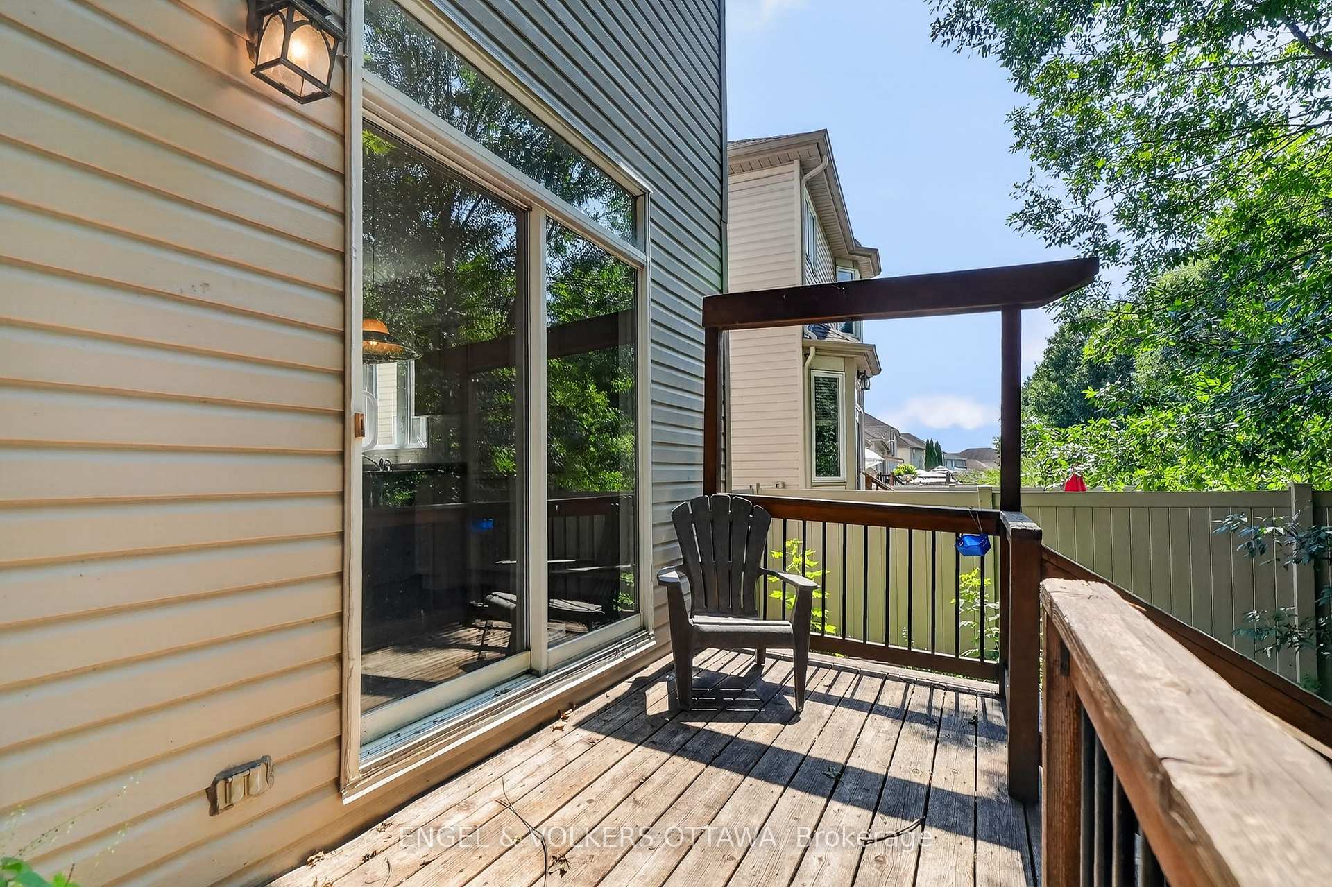 Photo 43 of 53 Borealis Crescent, Ottawa, Carson Meadows — HOMEH