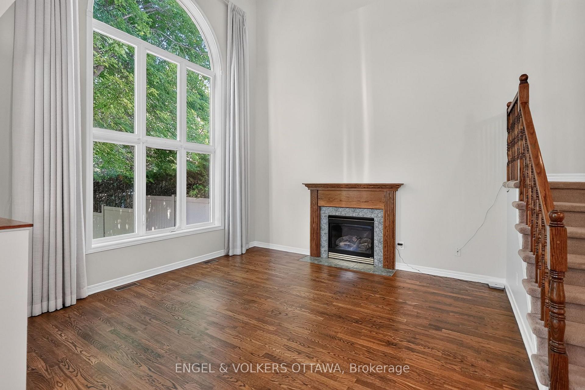 Photo 16 of 53 Borealis Crescent, Ottawa, Carson Meadows — HOMEH