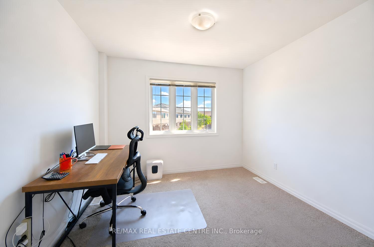 Photo 26 of Unit 35, 135 Hardcastle Drive, Cambridge, Blair Road — HOMEH