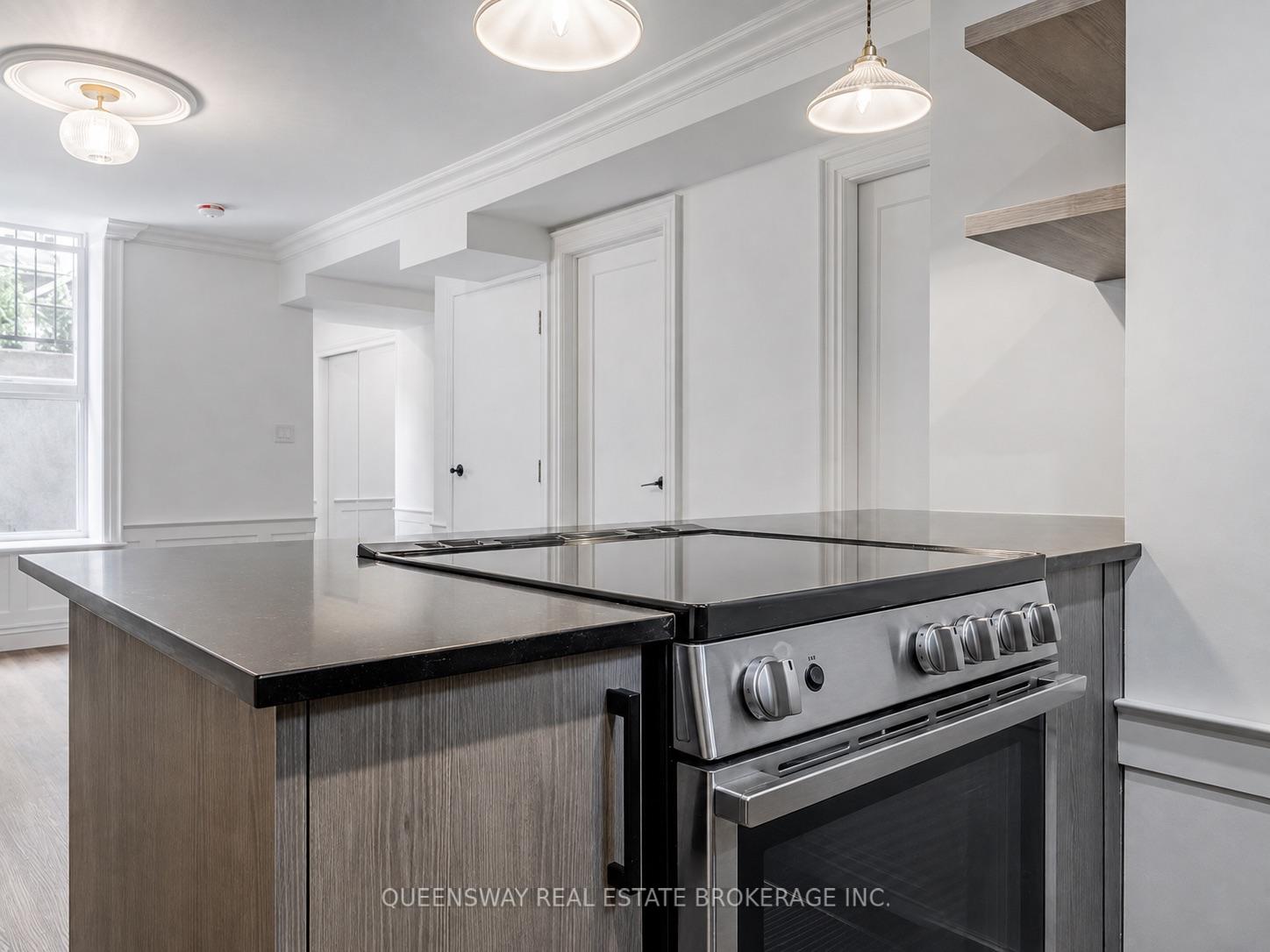 Photo 5 of 678 Willard Avenue, Toronto, Runnymede-Bloor West Village — HOMEH