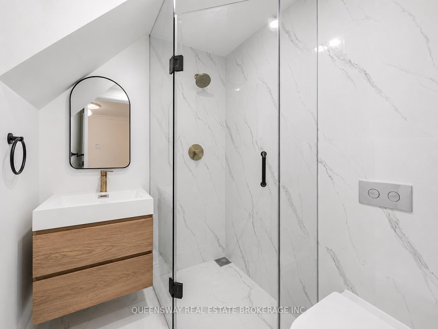 Photo 6 of 678 Willard Avenue, Toronto, Runnymede-Bloor West Village — HOMEH