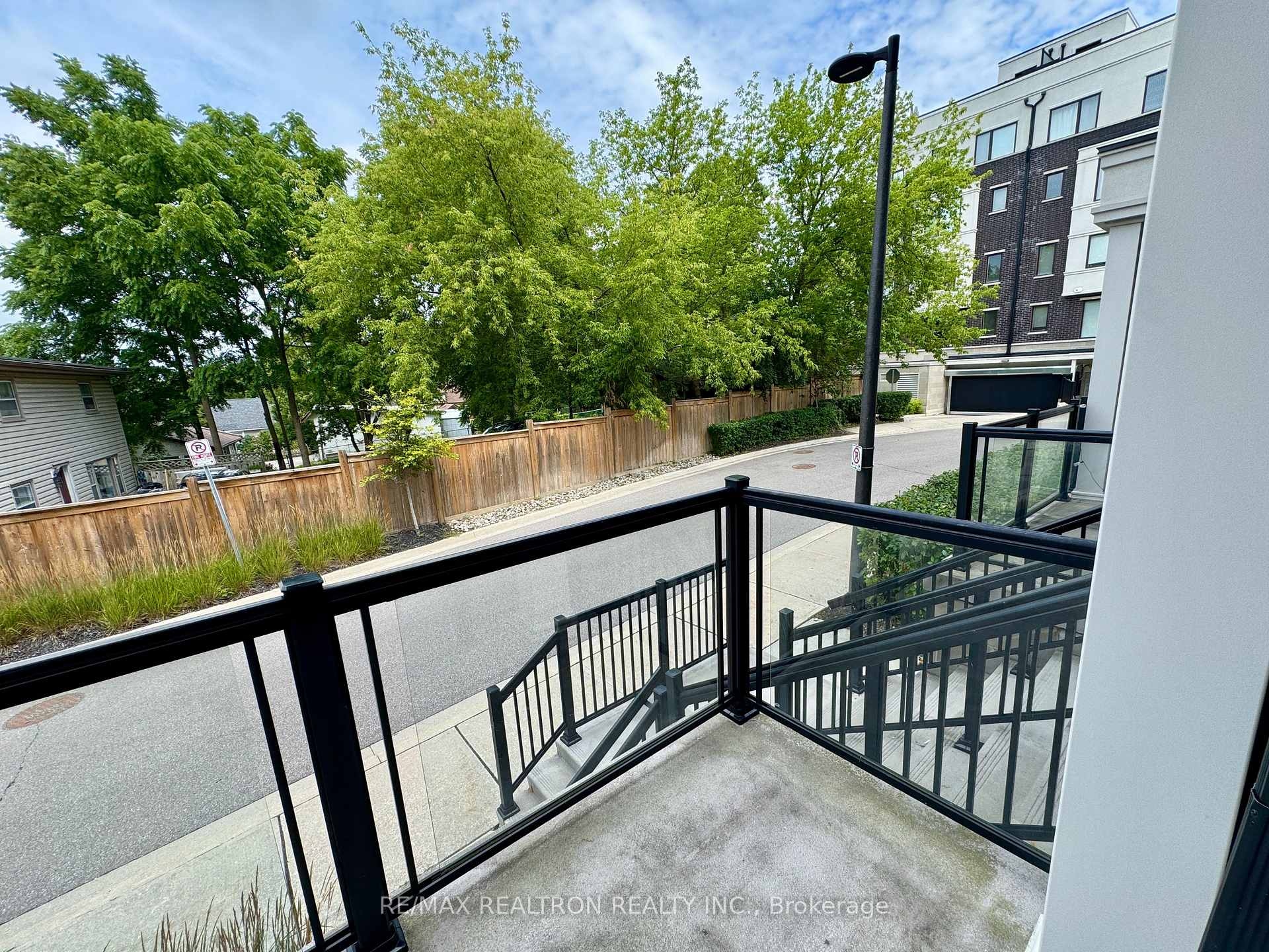 Photo 13 of Unit 5, 100 Alex Gardner Circle, Aurora, Aurora Village — HOMEH