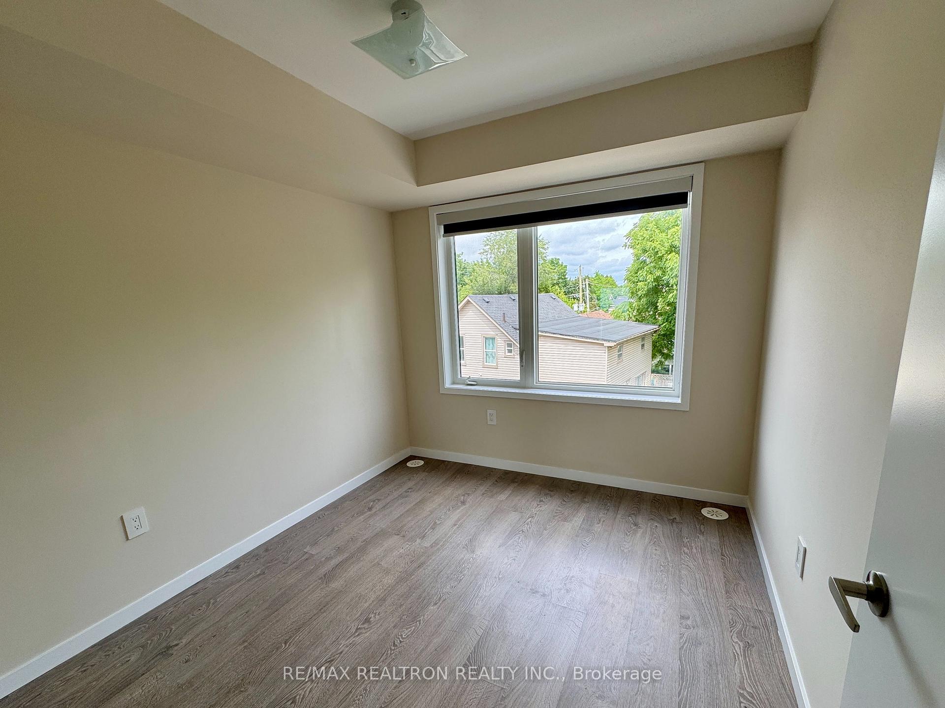 Photo 22 of Unit 5, 100 Alex Gardner Circle, Aurora, Aurora Village — HOMEH