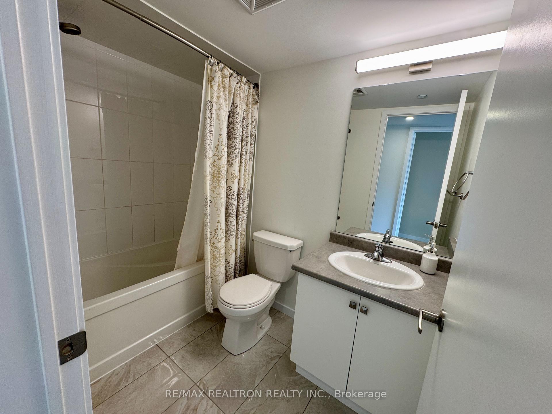 Photo 26 of Unit 5, 100 Alex Gardner Circle, Aurora, Aurora Village — HOMEH