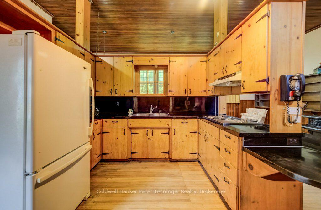 Photo 5 of 388 Bruce Road 2, Brockton — HOMEH