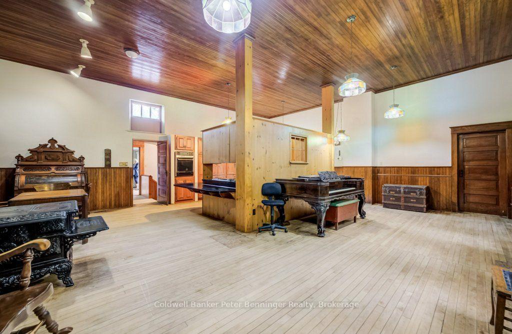 Photo 11 of 388 Bruce Road 2, Brockton — HOMEH