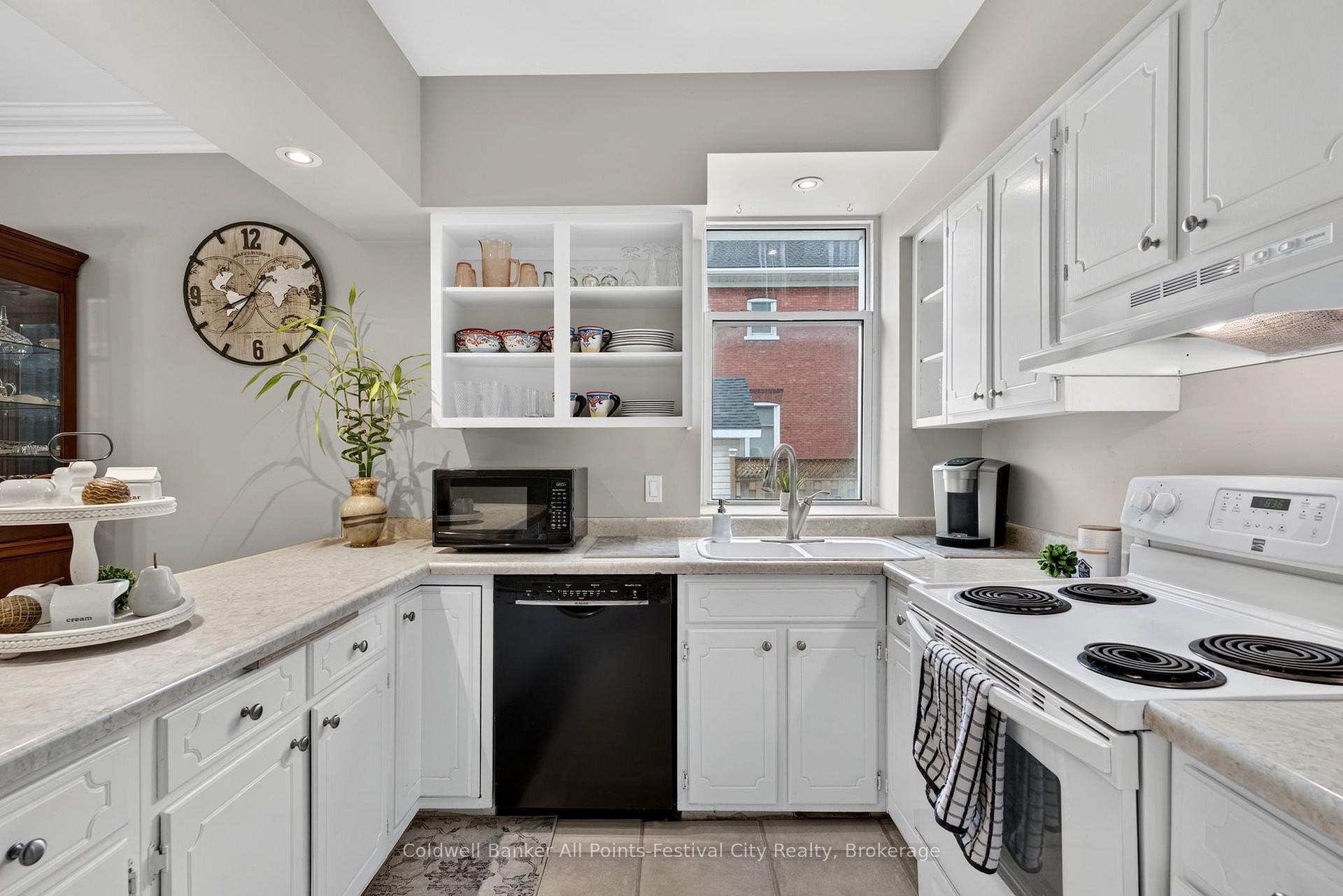 Photo 16 of 85 Cambria Road N, Goderich, Goderich (Town) — HOMEH