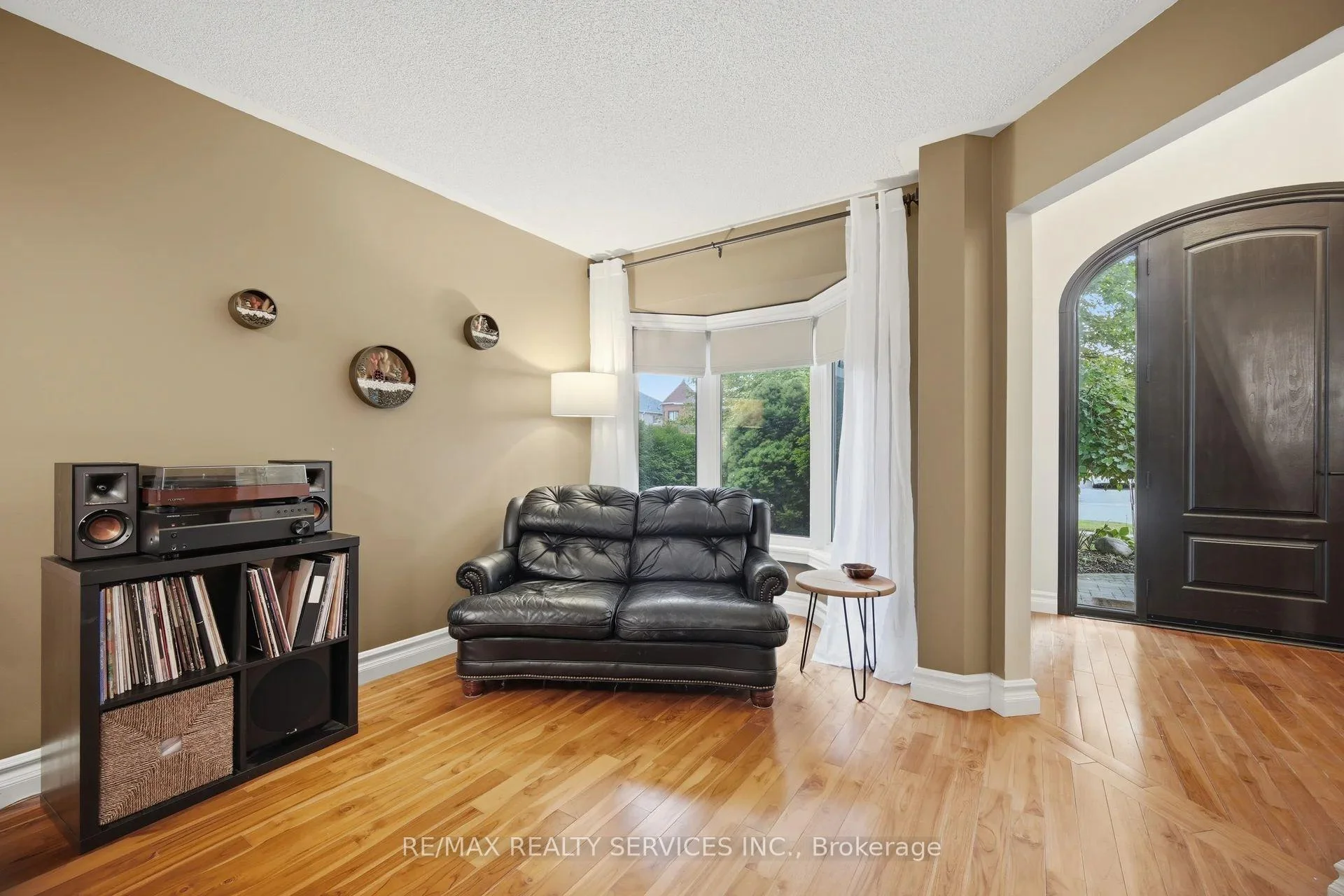 Photo 12 of 9 Pogson Drive, Whitby, Rolling Acres — HOMEH