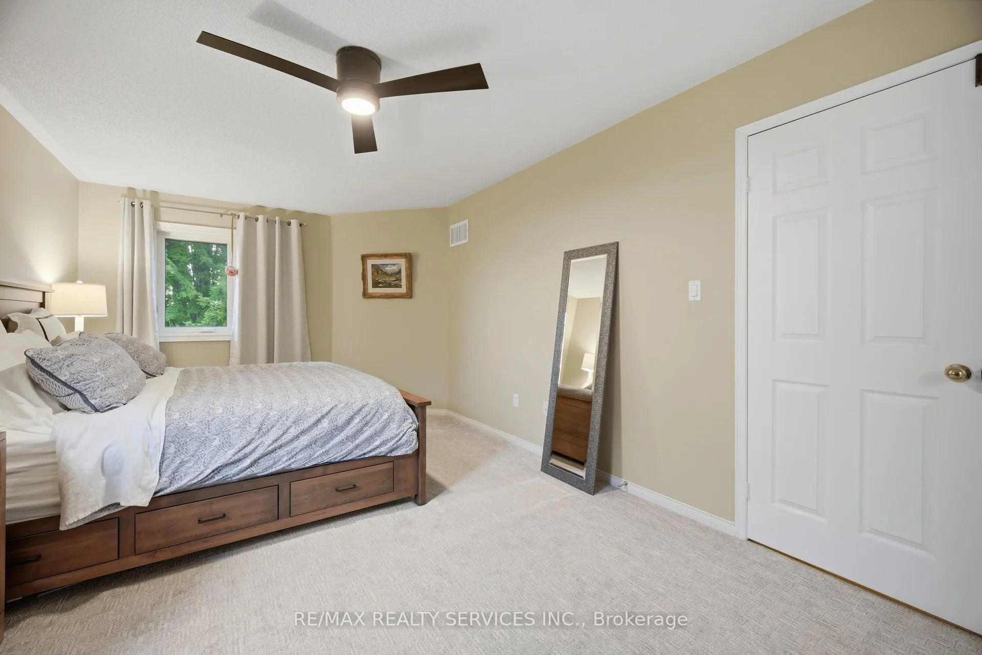 Photo 31 of 9 Pogson Drive, Whitby, Rolling Acres — HOMEH