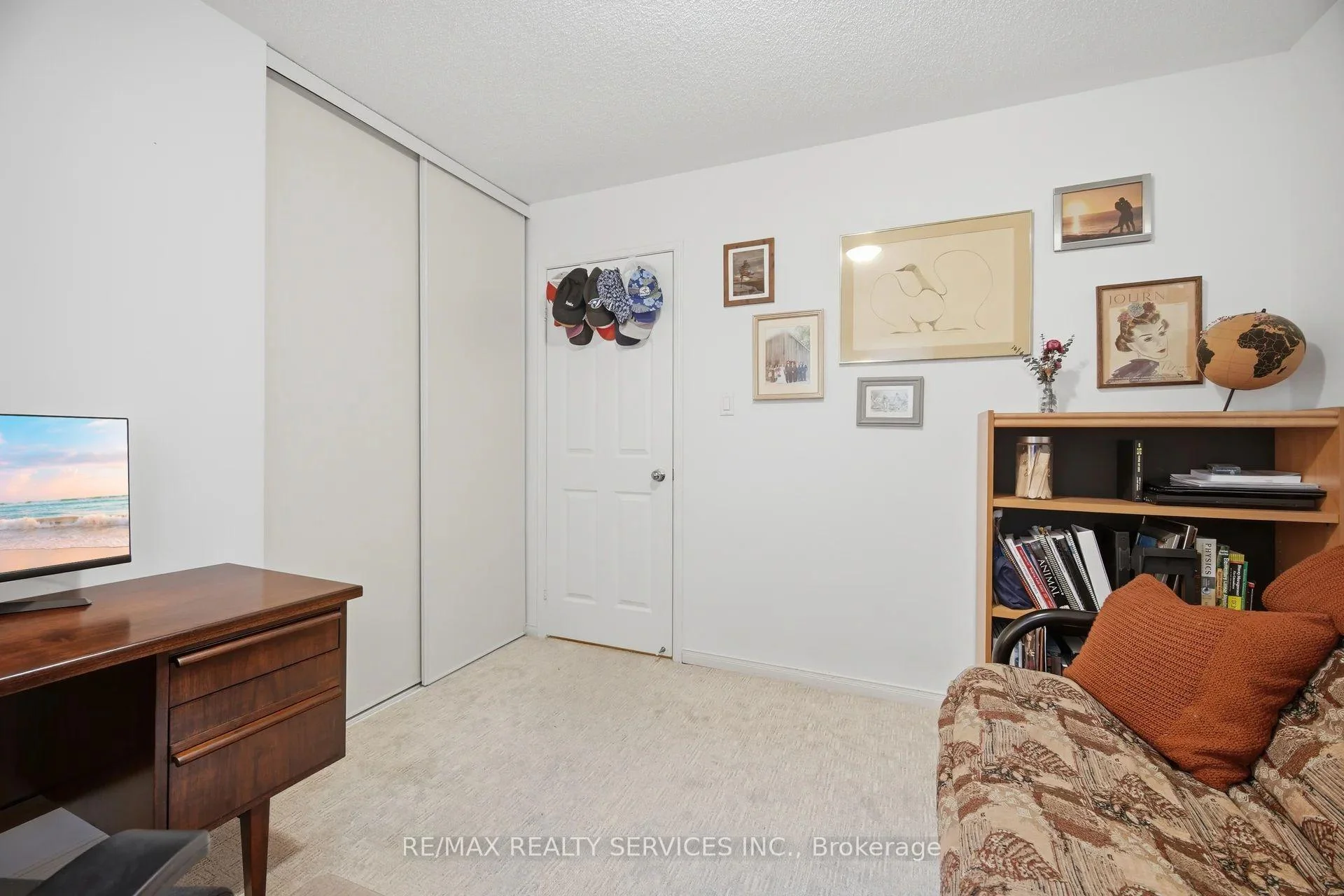 Photo 40 of 9 Pogson Drive, Whitby, Rolling Acres — HOMEH