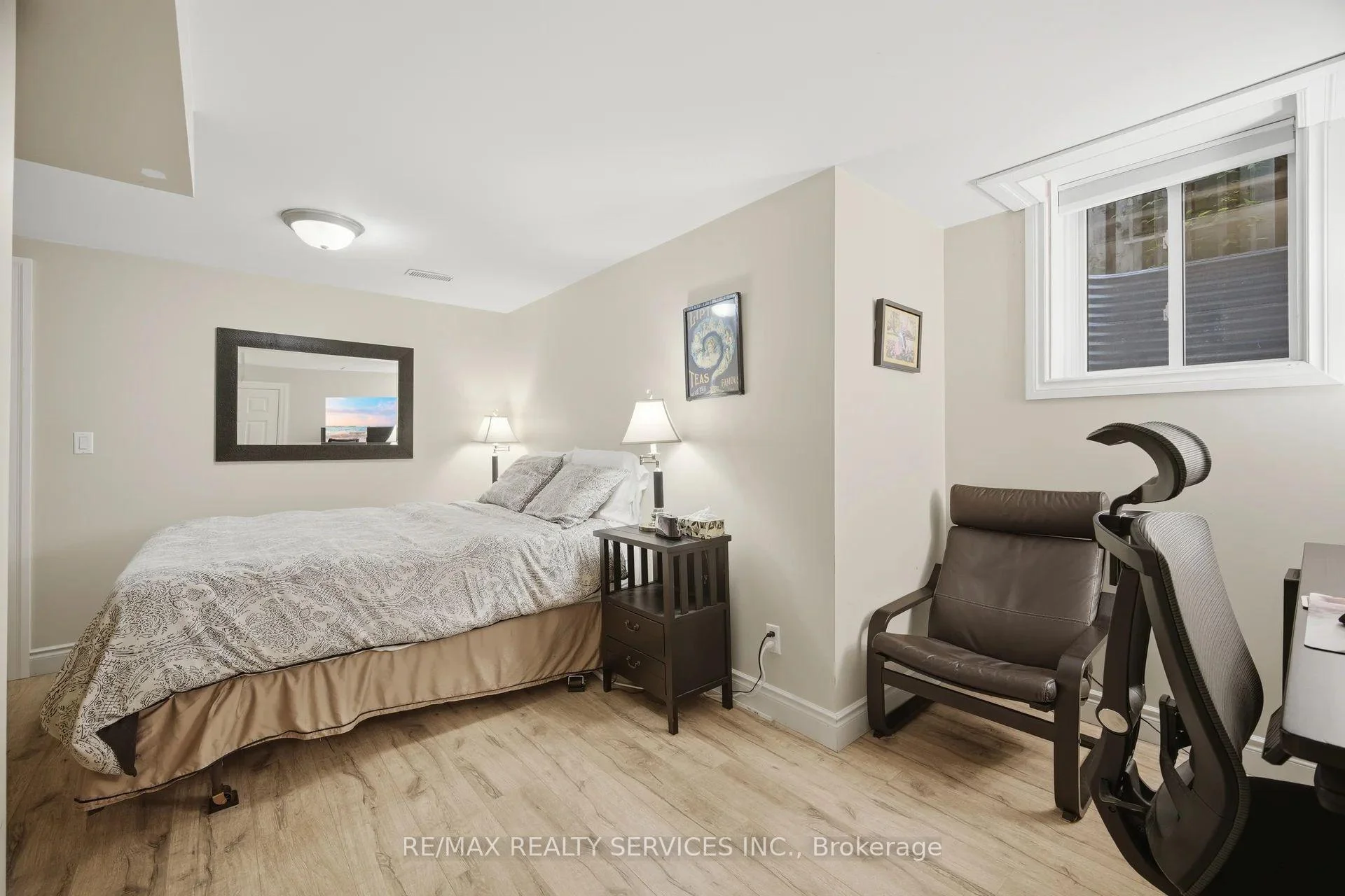 Photo 49 of 9 Pogson Drive, Whitby, Rolling Acres — HOMEH