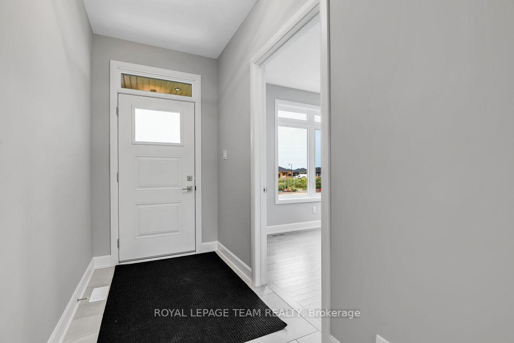 Photo 3 of 1173 Potter Drive, Brockville, Brockville — HOMEH
