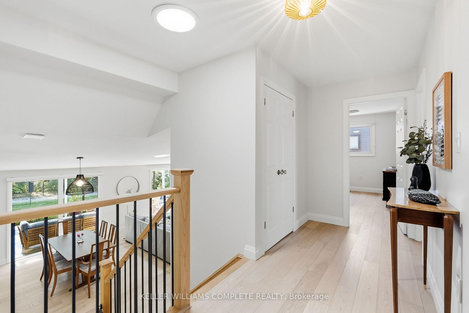 Photo 19 of 18 Dundee Drive, Hamilton, Stoney Creek — HOMEH
