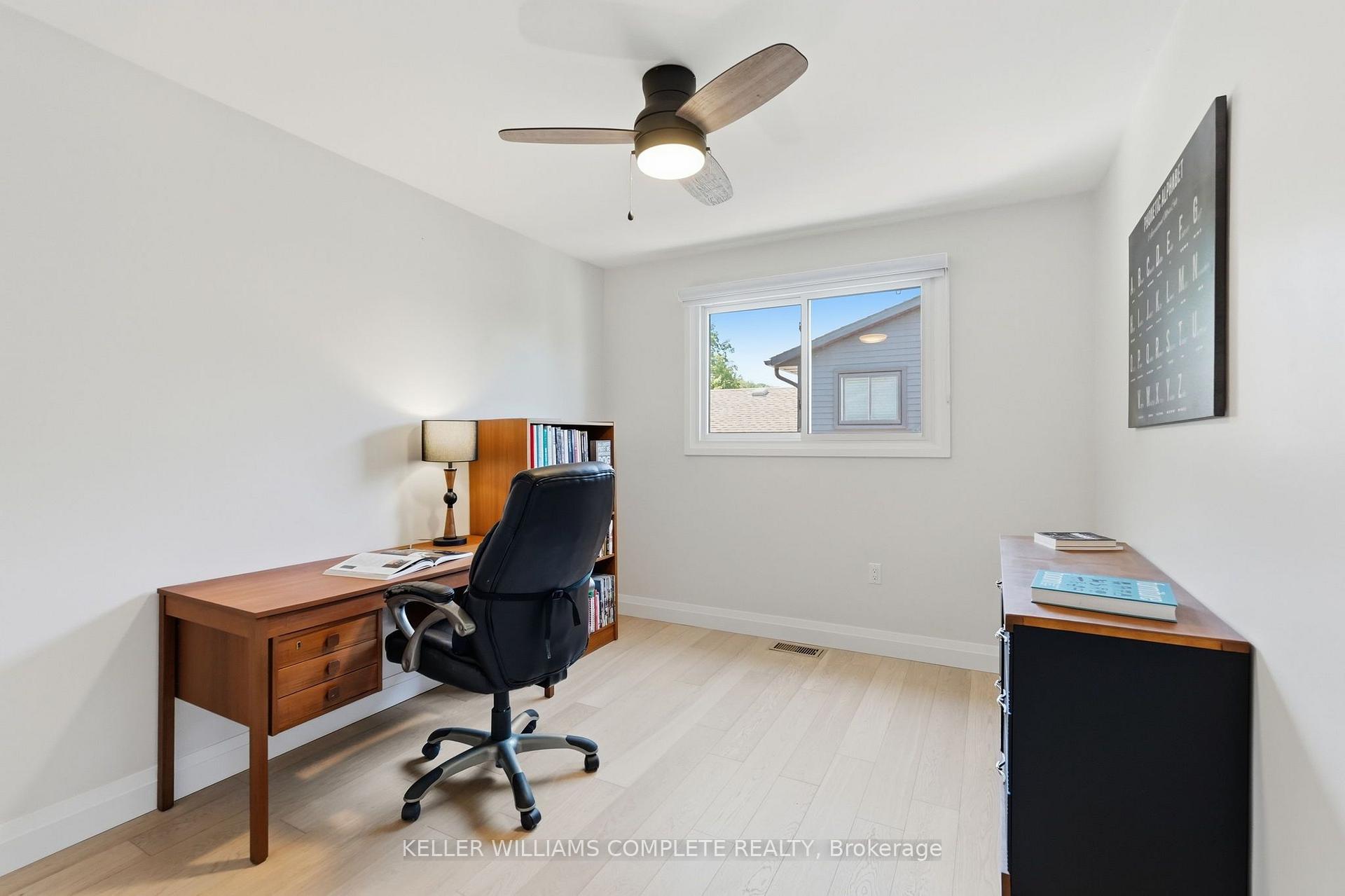 Photo 27 of 18 Dundee Drive, Hamilton, Stoney Creek — HOMEH