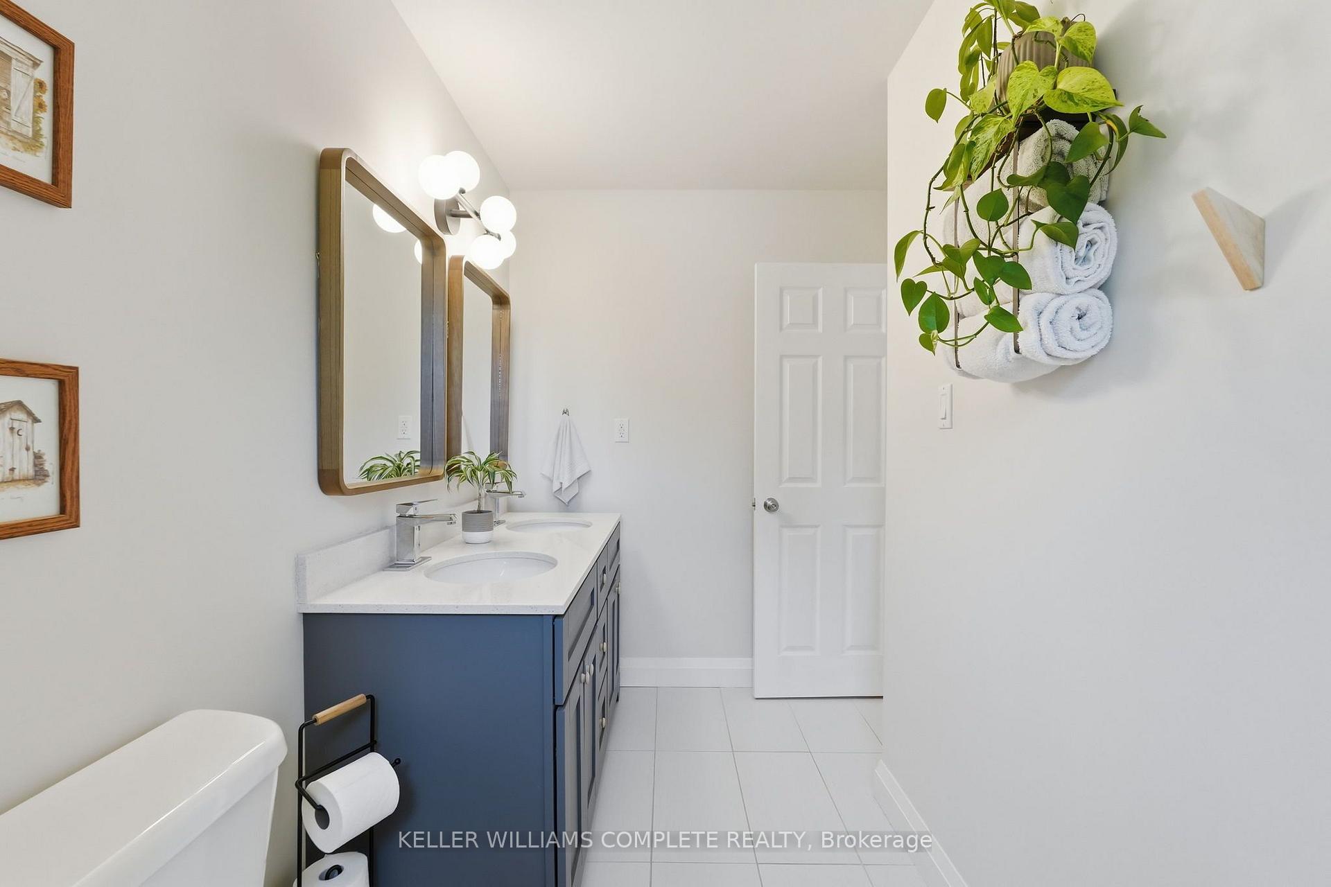 Photo 29 of 18 Dundee Drive, Hamilton, Stoney Creek — HOMEH
