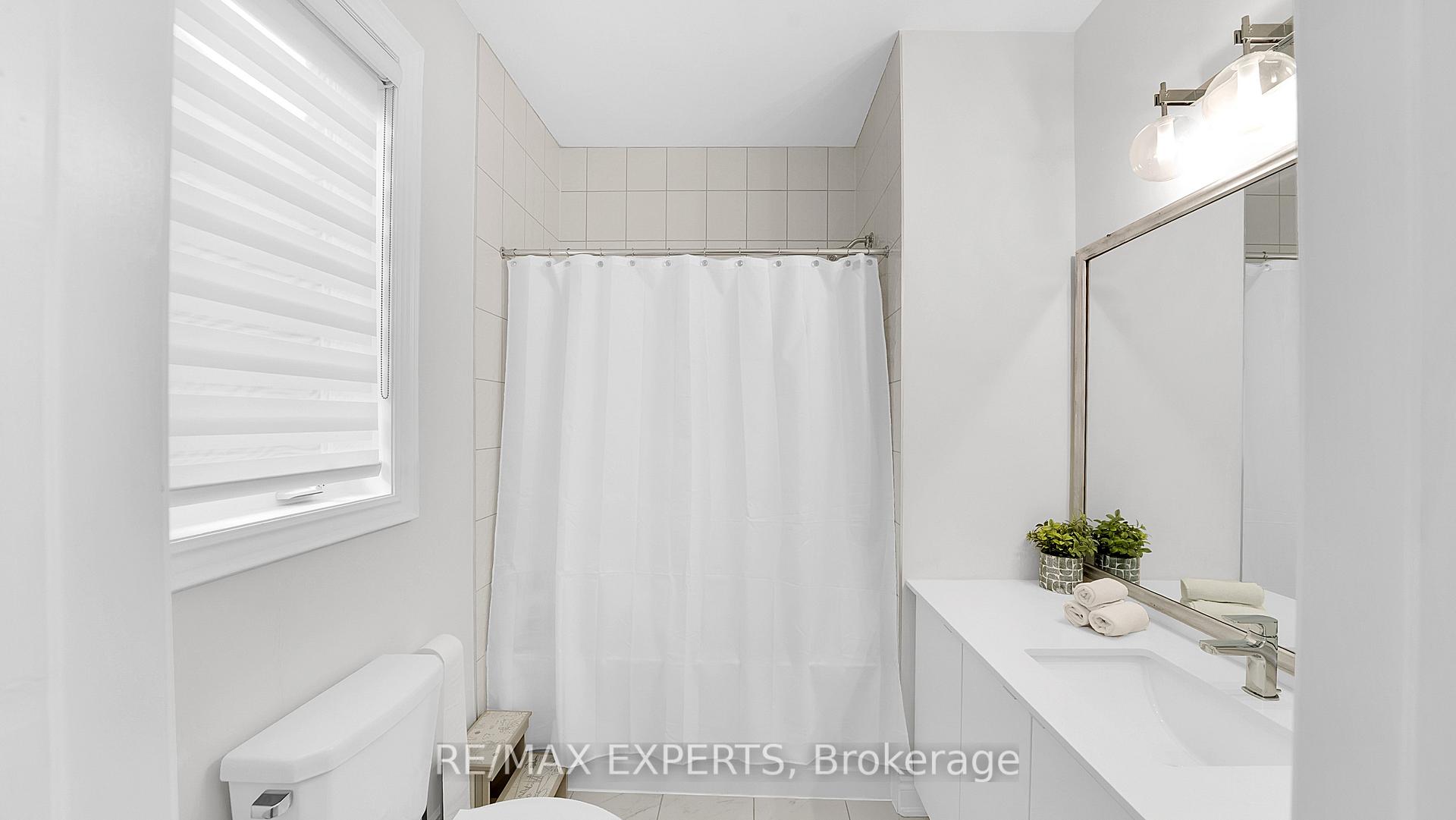 Photo 33 of 89 Rosshaven Crescent, Vaughan, Vellore Village — HOMEH