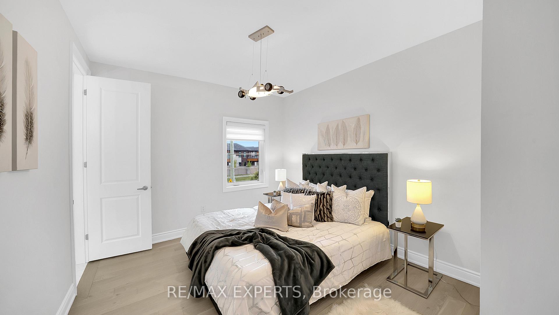 Photo 34 of 89 Rosshaven Crescent, Vaughan, Vellore Village — HOMEH