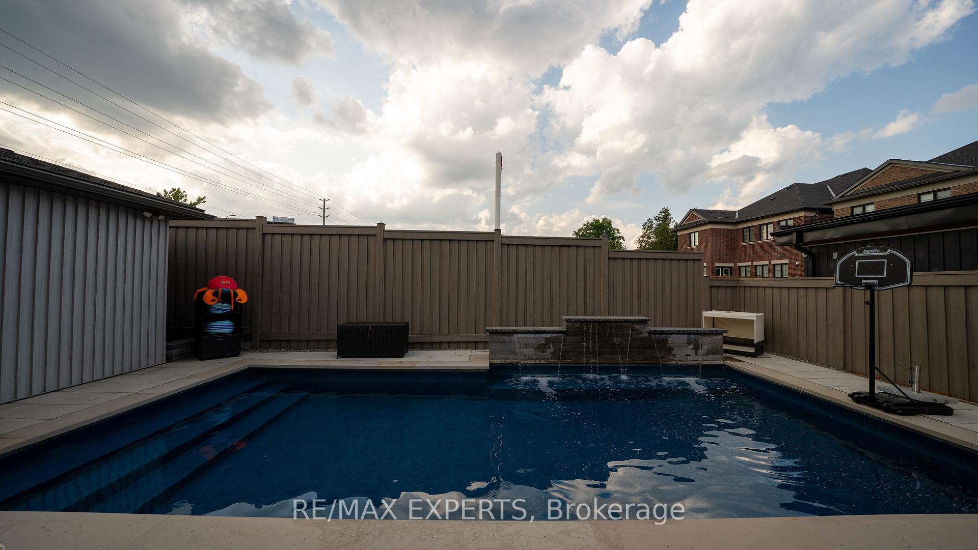 Photo 42 of 89 Rosshaven Crescent, Vaughan, Vellore Village — HOMEH