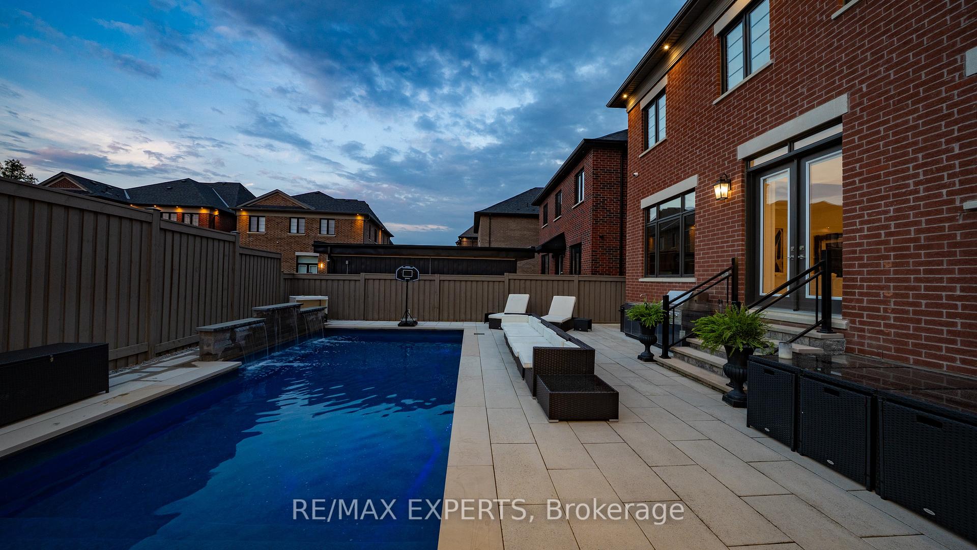 Photo 44 of 89 Rosshaven Crescent, Vaughan, Vellore Village — HOMEH