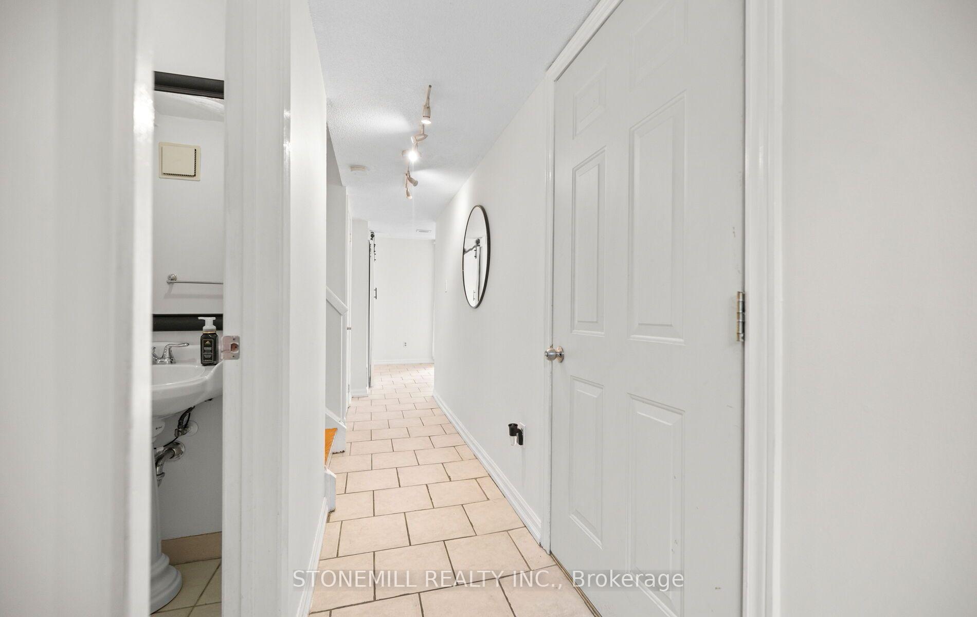 Photo 6 of Unit 30, 7340 Copenhagen Road, Mississauga, Meadowvale — HOMEH