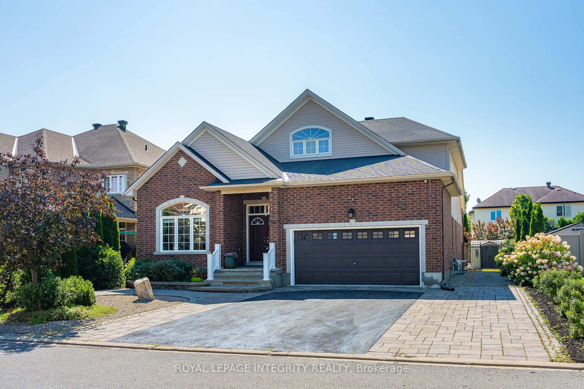 Photo 3 of 240 Trailgate Street, Ottawa, Riverside South/Gloucester Glen — HOMEH