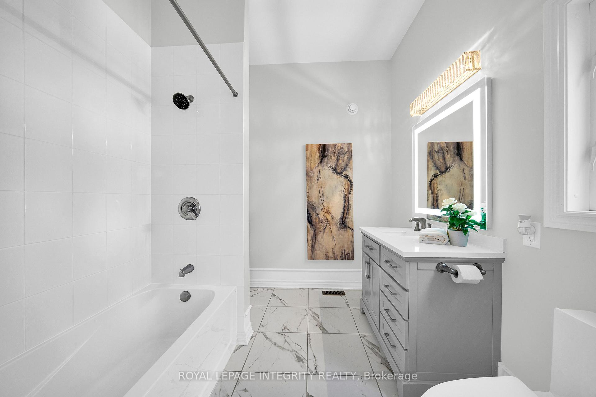 Photo 9 of 240 Trailgate Street, Ottawa, Riverside South/Gloucester Glen — HOMEH