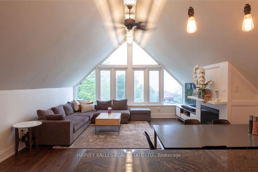 Photo 2 of Unit 4, 1538 King Street W, Toronto, South Parkdale — HOMEH