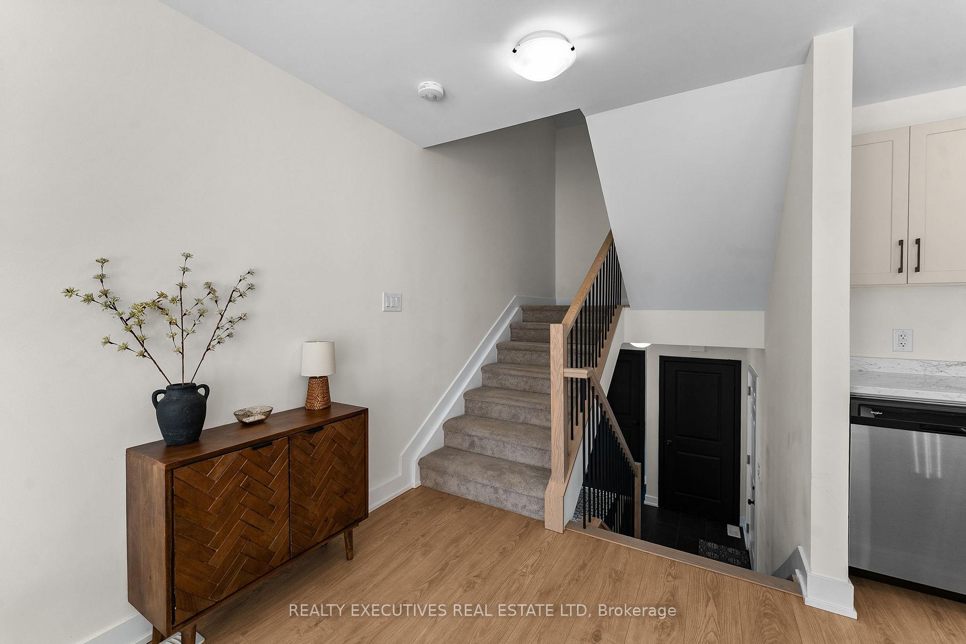 Photo 19 of 31 Whitcomb Crescent, Smiths Falls, Smiths Falls — HOMEH