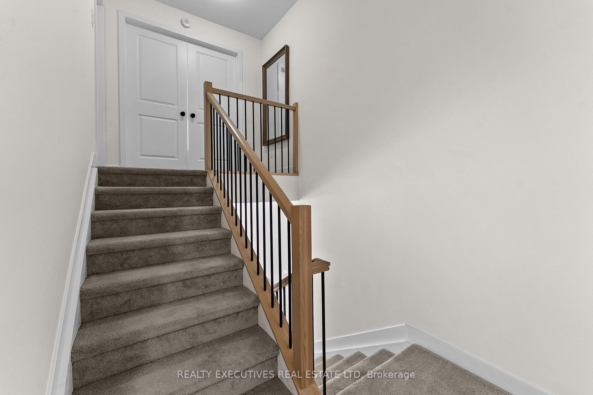 Photo 33 of 31 Whitcomb Crescent, Smiths Falls, Smiths Falls — HOMEH