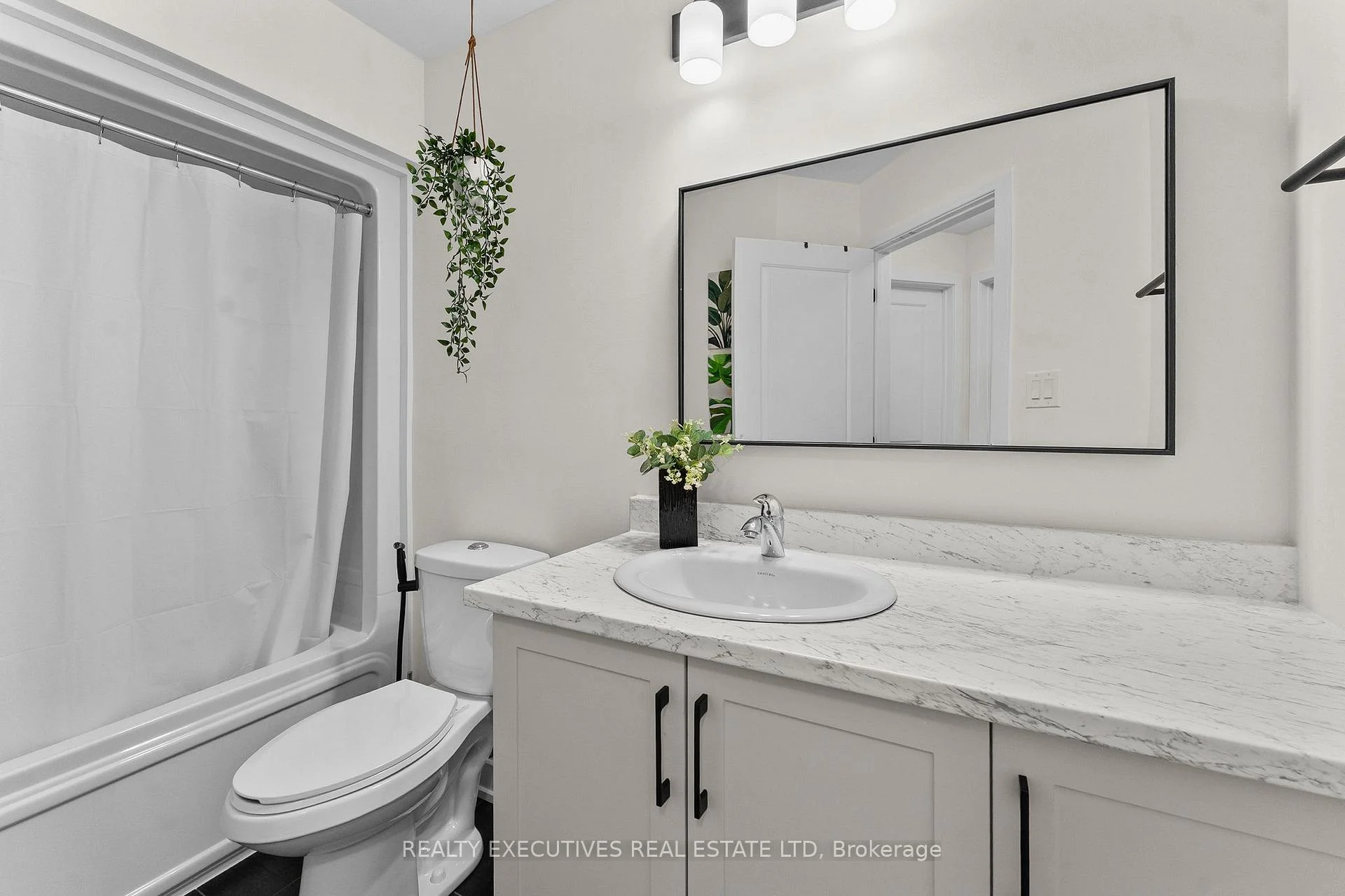 Photo 26 of 31 Whitcomb Crescent, Smiths Falls, Smiths Falls — HOMEH