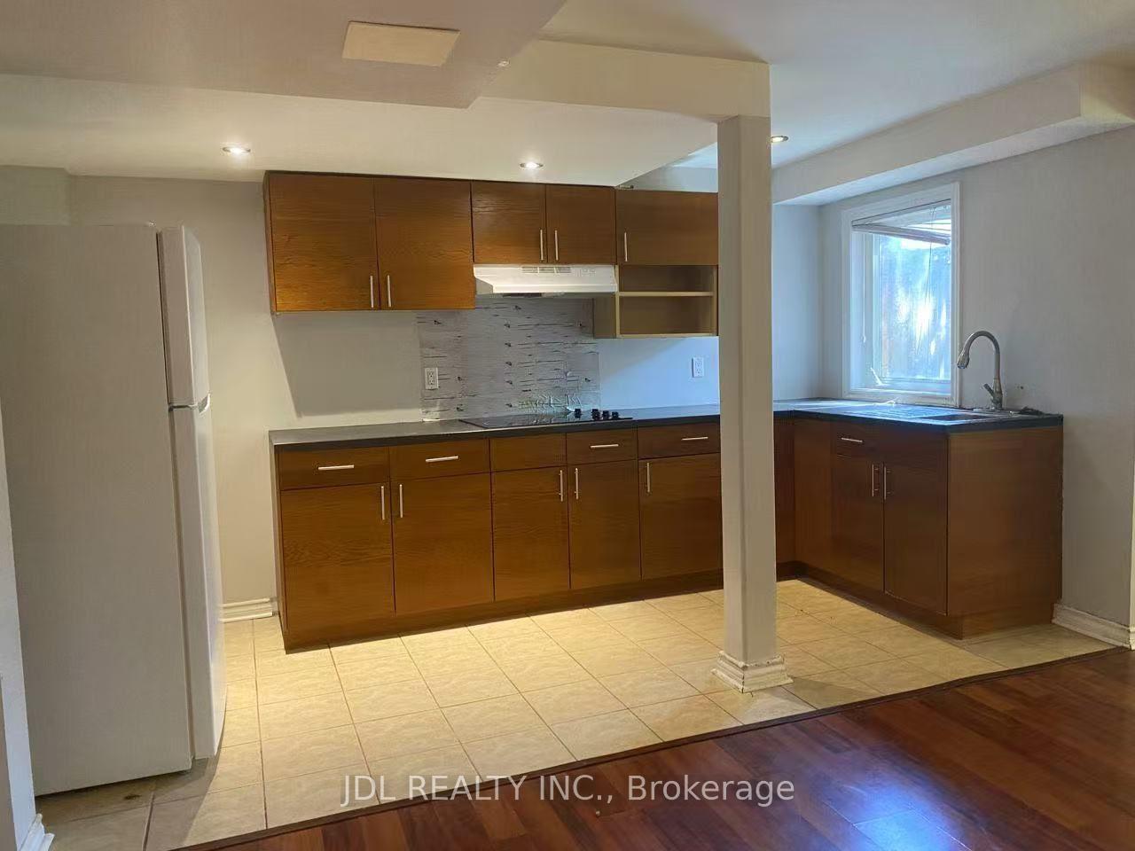 Photo 5 of 179 Leameadow Road, Vaughan, Patterson — HOMEH