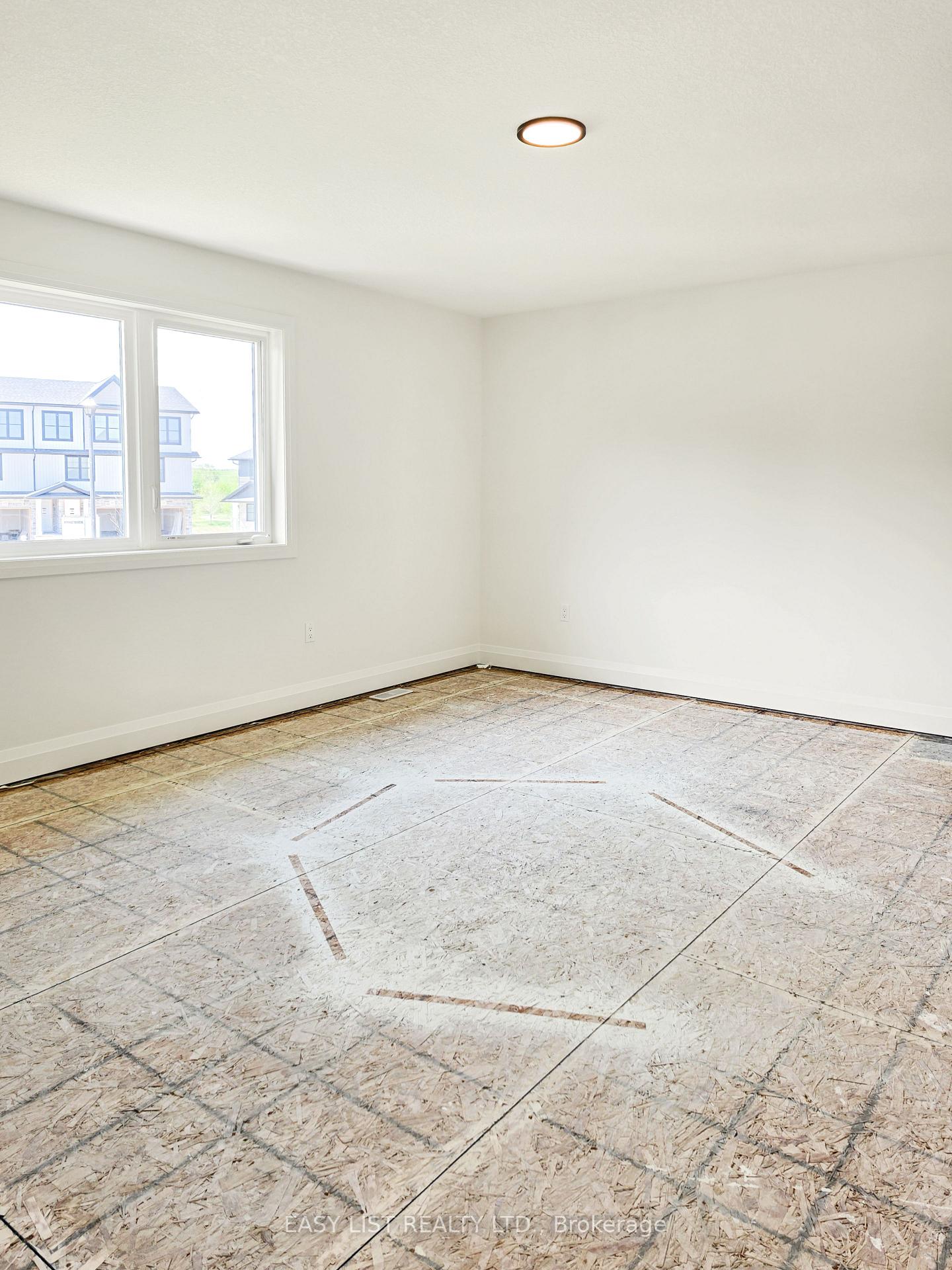 Photo 21 of Unit 43, 55 Teal Drive, Guelph, Kortright Hills — HOMEH