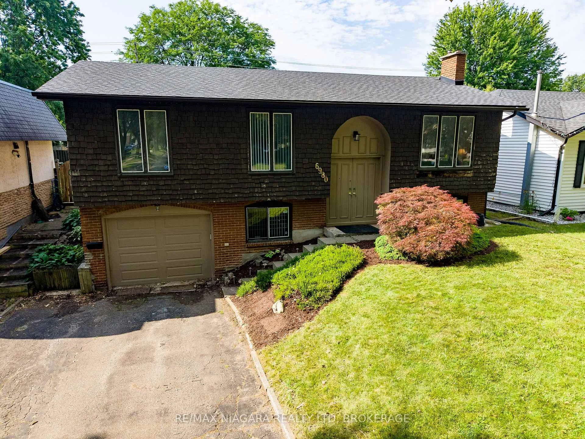 Photo 9 of 6980 Dolphin Street, Niagara Falls, Morrison — HOMEH
