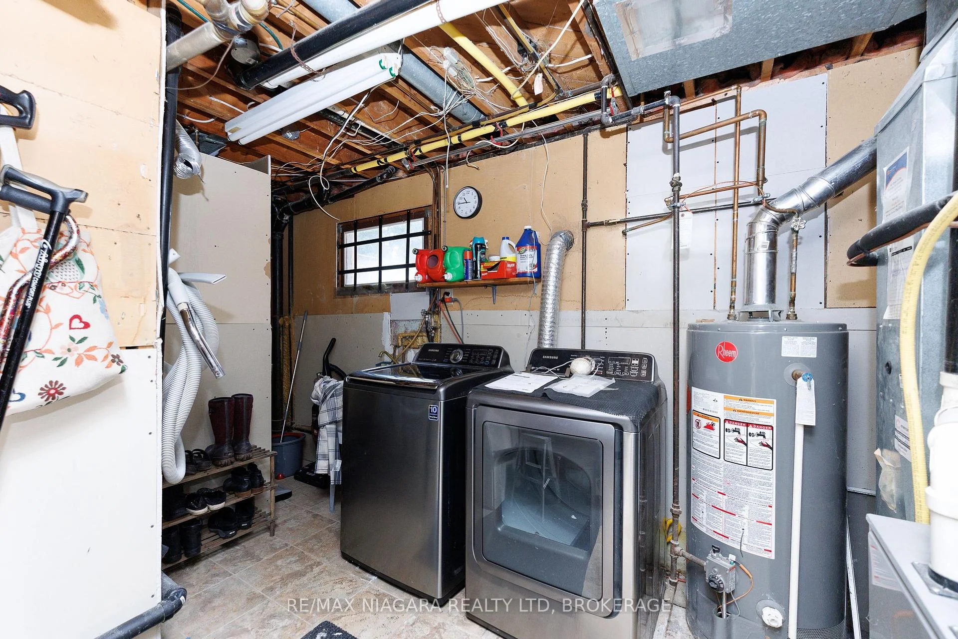 Photo 36 of 6980 Dolphin Street, Niagara Falls, Morrison — HOMEH
