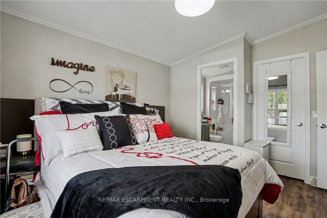 Photo 10 of Unit 16, 1429 Sheffield Road, Hamilton, Rural Flamborough — HOMEH
