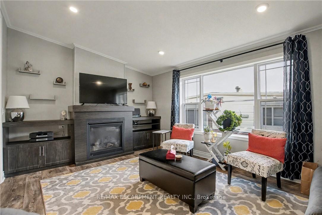 Photo 15 of Unit 16, 1429 Sheffield Road, Hamilton, Rural Flamborough — HOMEH