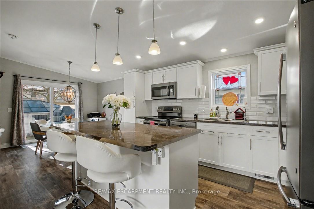 Photo 16 of Unit 16, 1429 Sheffield Road, Hamilton, Rural Flamborough — HOMEH