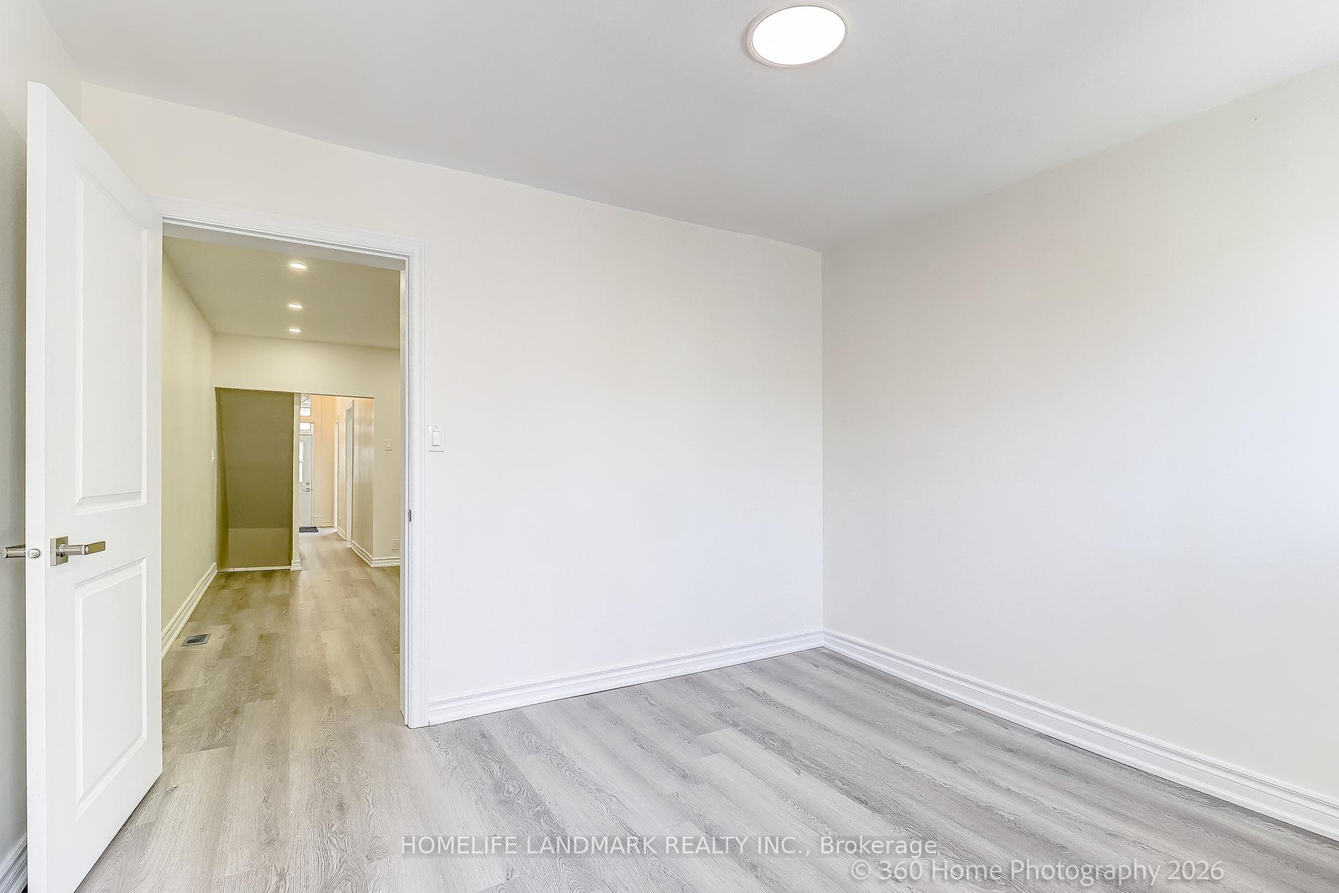 Photo 18 of 4 Andrews Avenue, Toronto, Trinity-Bellwoods — HOMEH