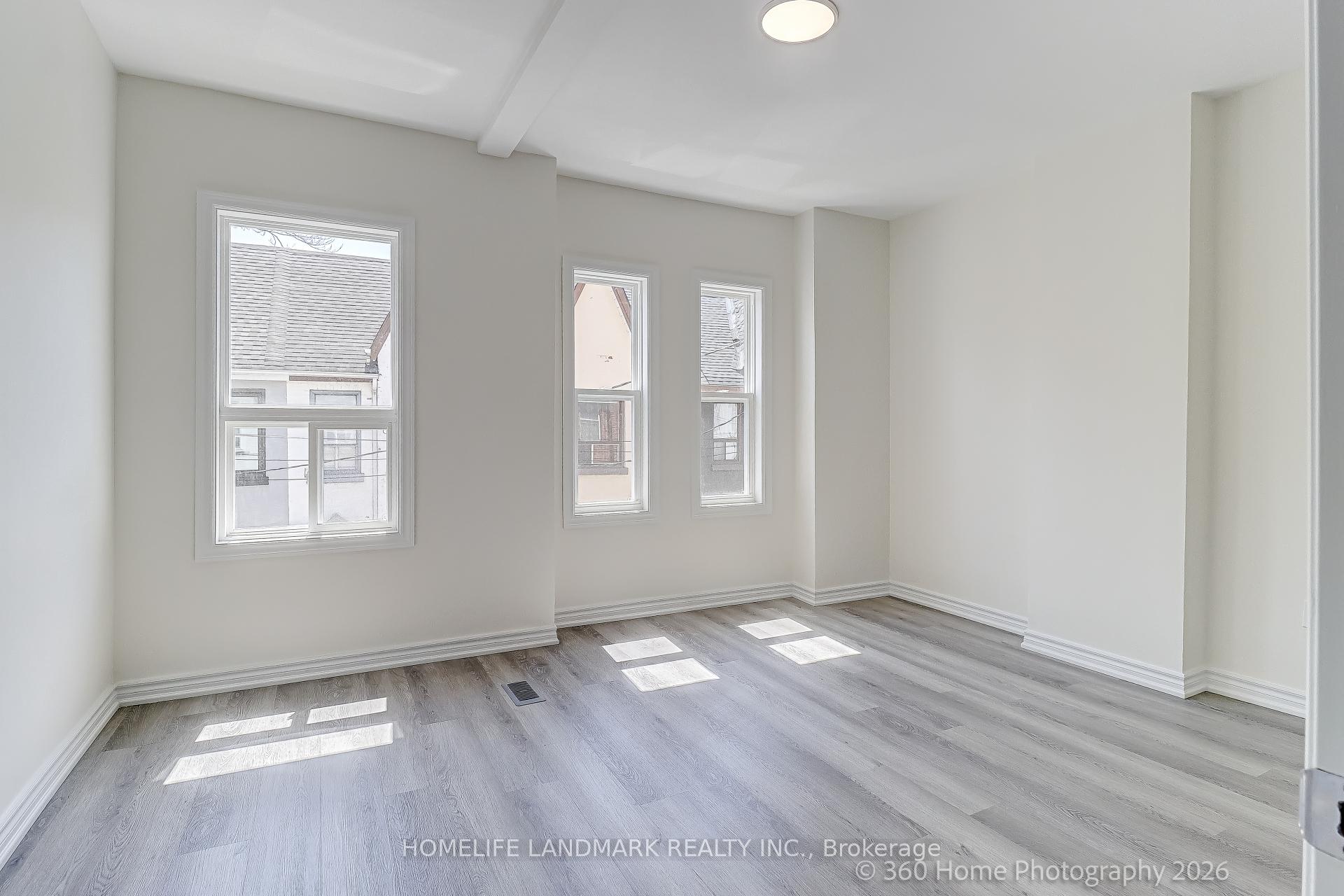 Photo 36 of 4 Andrews Avenue, Toronto, Trinity-Bellwoods — HOMEH