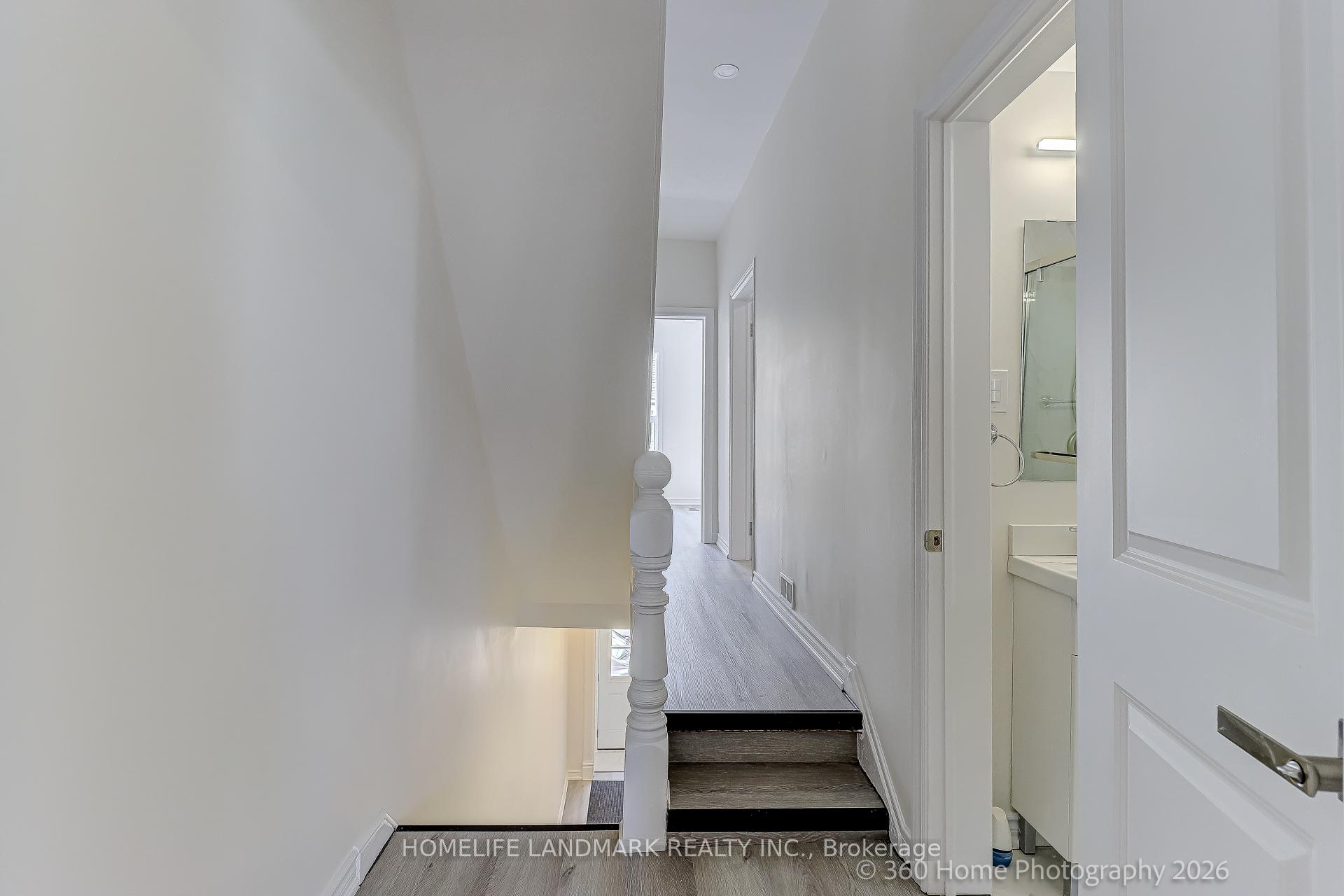Photo 46 of 4 Andrews Avenue, Toronto, Trinity-Bellwoods — HOMEH