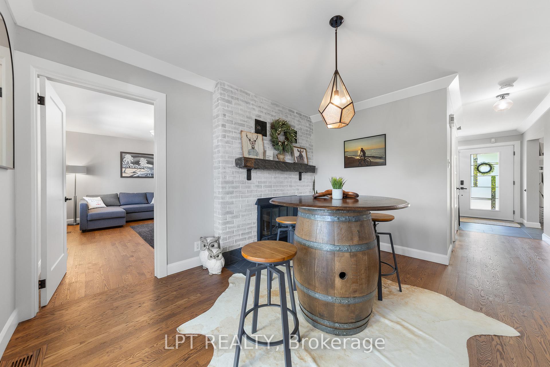 Photo 16 of 11 Elderwood Trail, Ottawa, Stittsville (Central) — HOMEH
