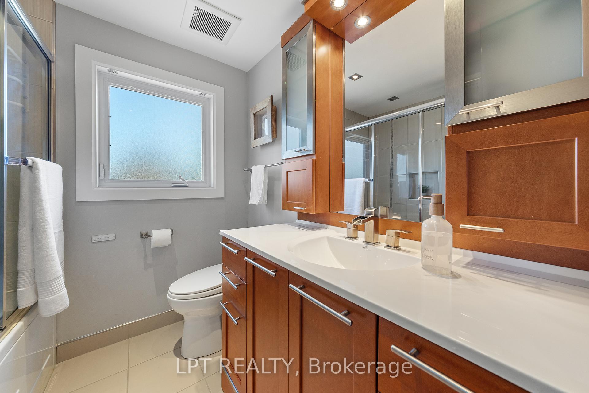 Photo 27 of 11 Elderwood Trail, Ottawa, Stittsville (Central) — HOMEH