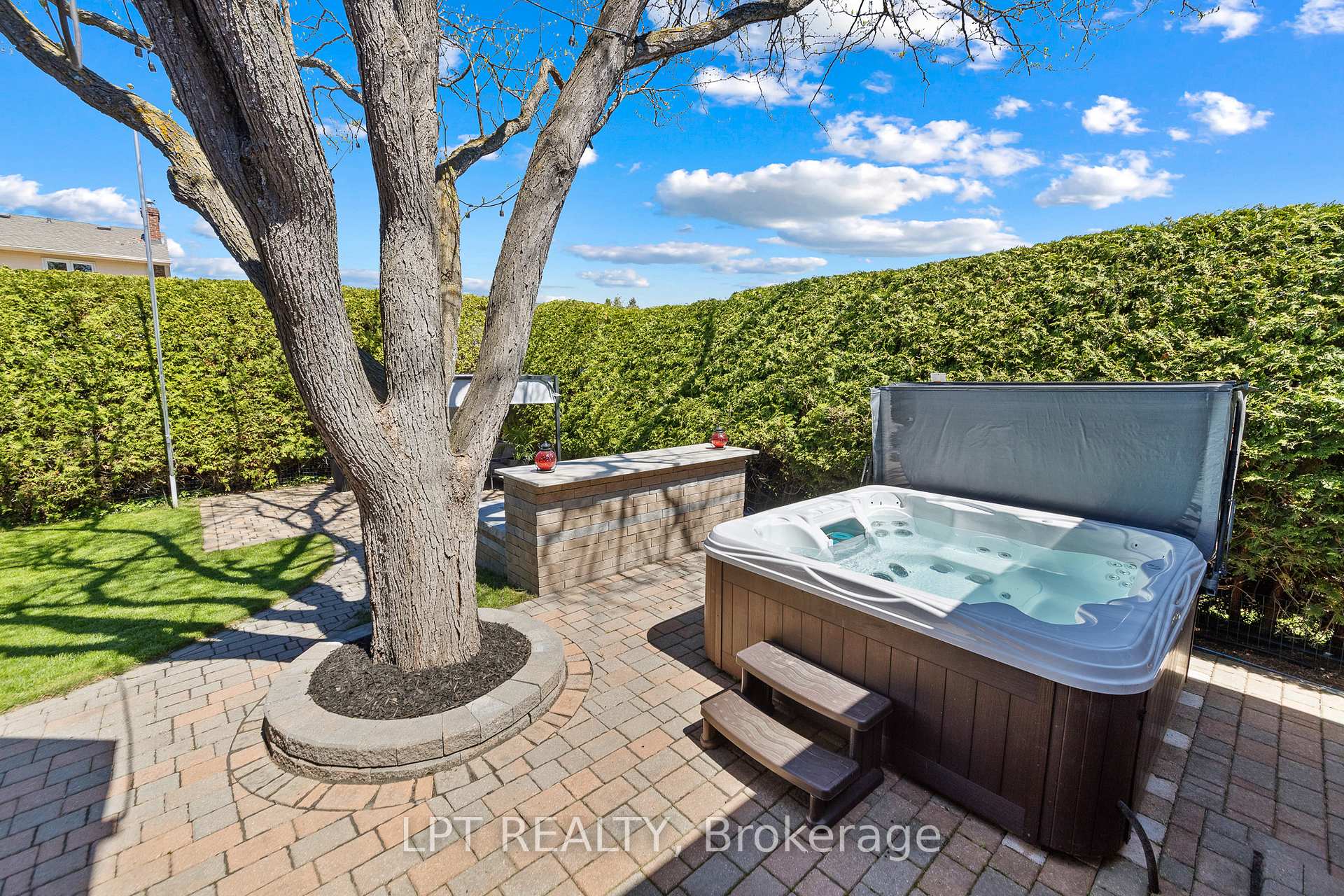 Photo 36 of 11 Elderwood Trail, Ottawa, Stittsville (Central) — HOMEH