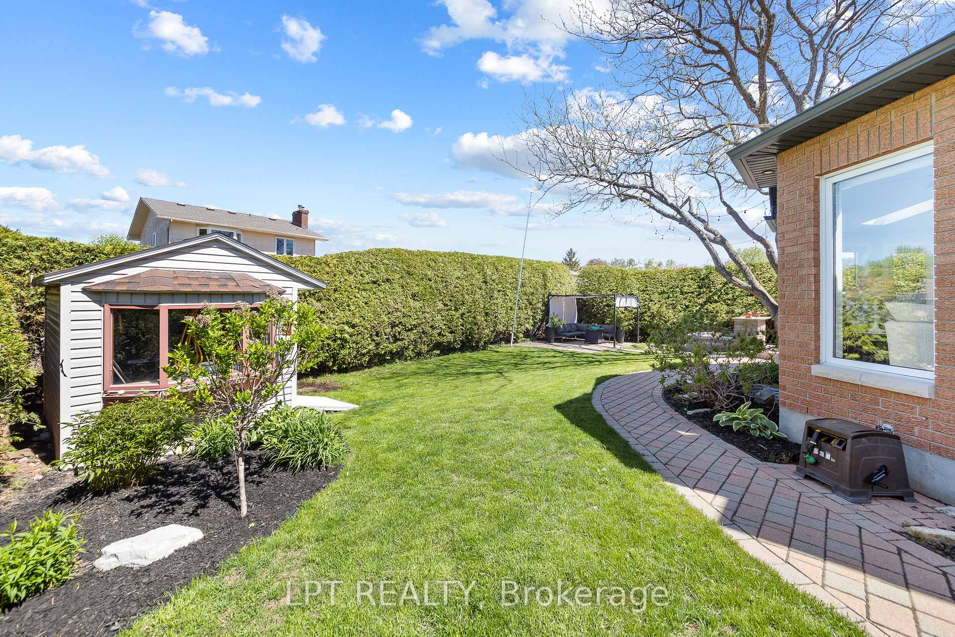 Photo 39 of 11 Elderwood Trail, Ottawa, Stittsville (Central) — HOMEH