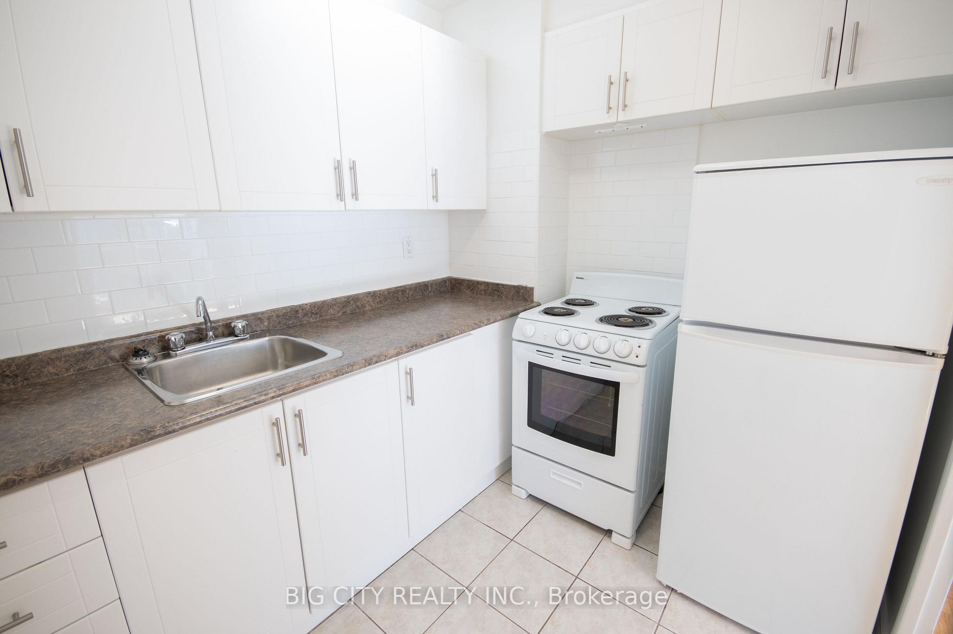Photo 3 of Unit 22, 70 Cambridge Avenue, Toronto, Playter Estates-Danforth — HOMEH